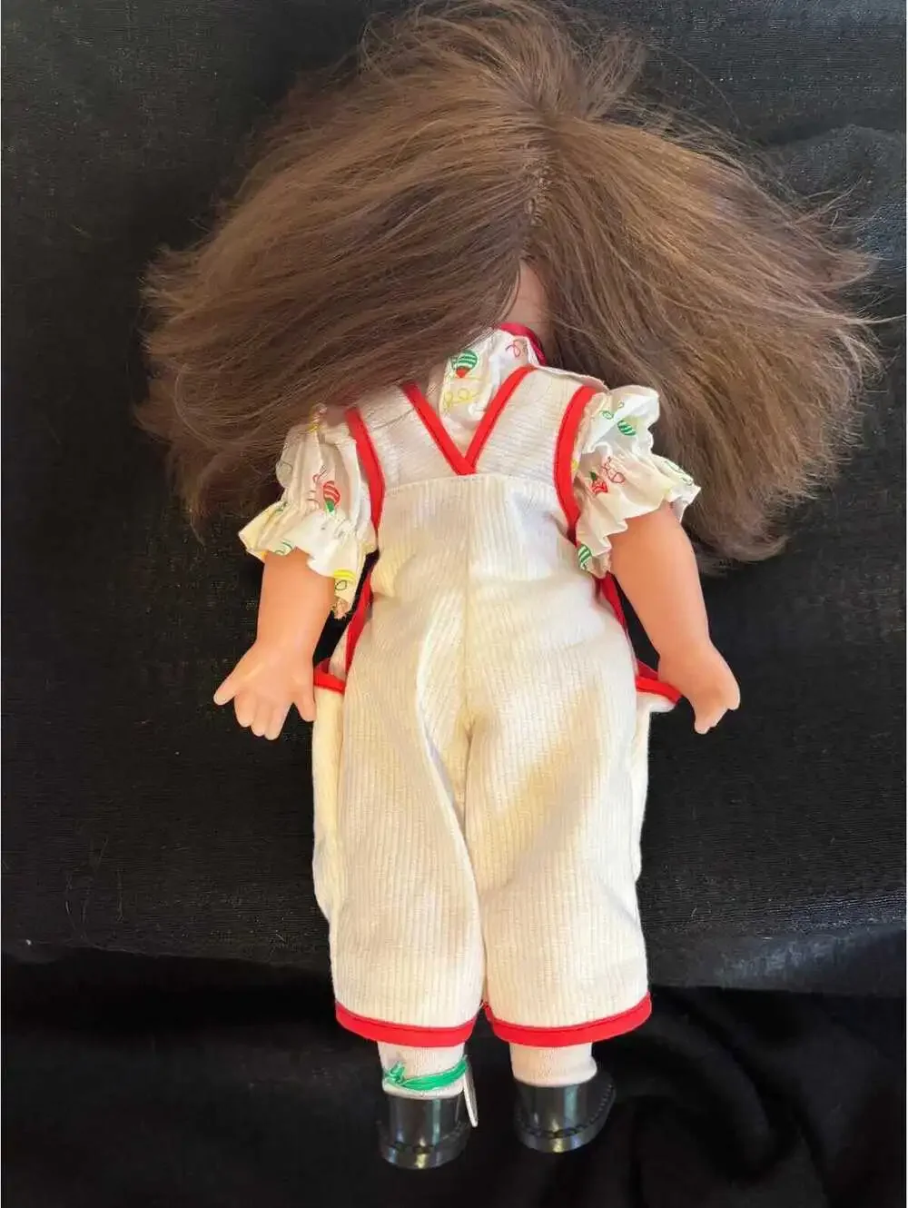 Corelle Doll Vintage Girl Brunette in Cute Outfit Blue/green Eyes W tag 14” EUC
